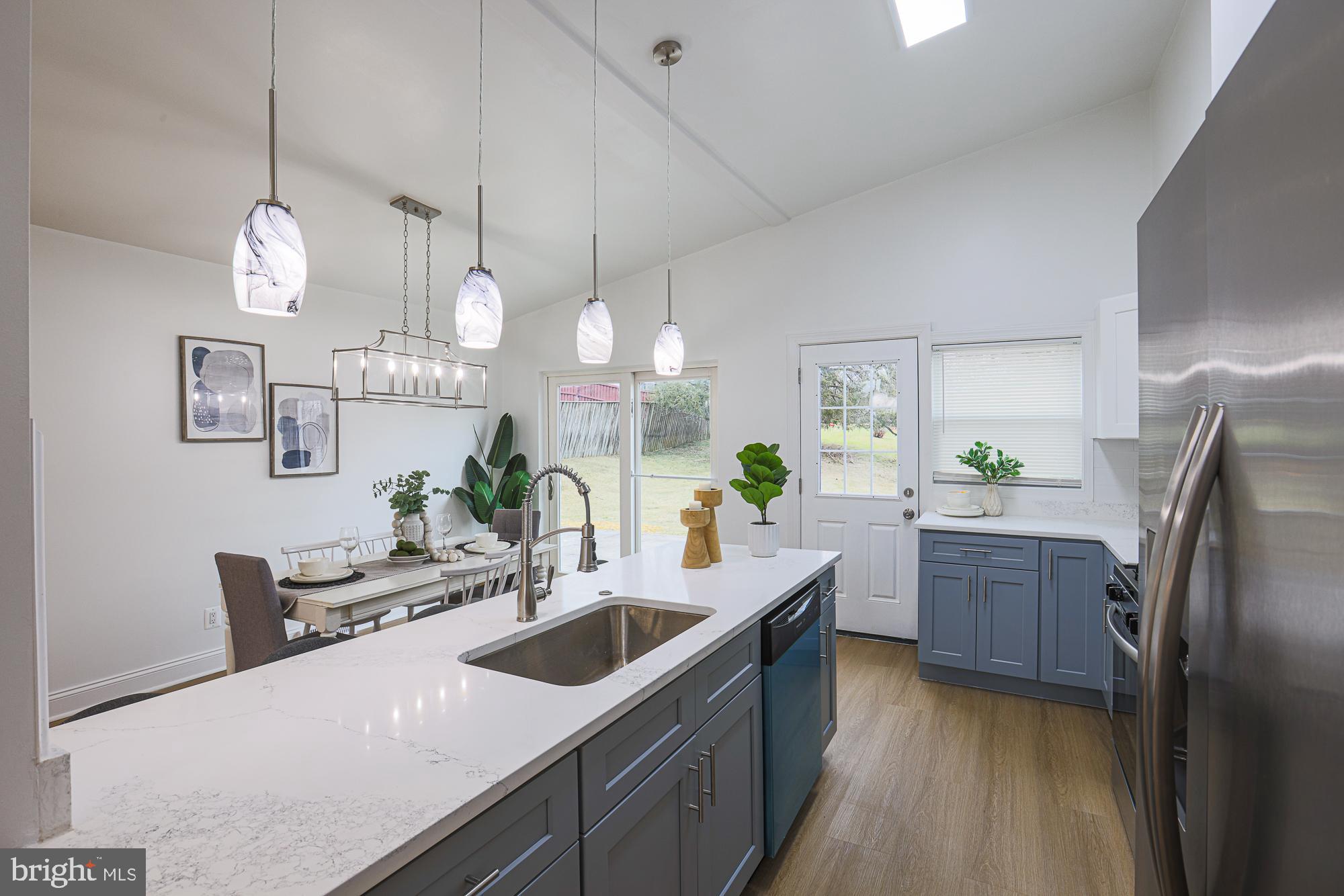 SCOTTS HILL - Residential