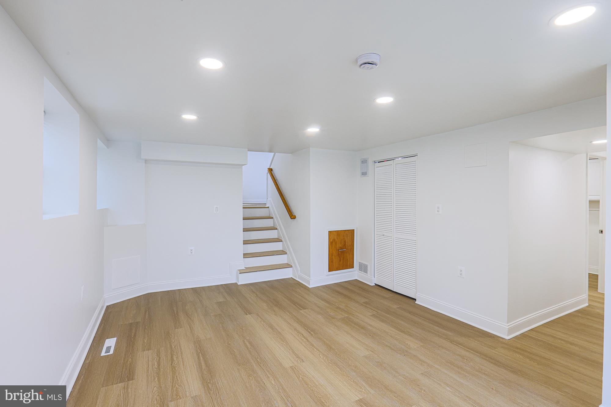 SCOTTS HILL - Residential