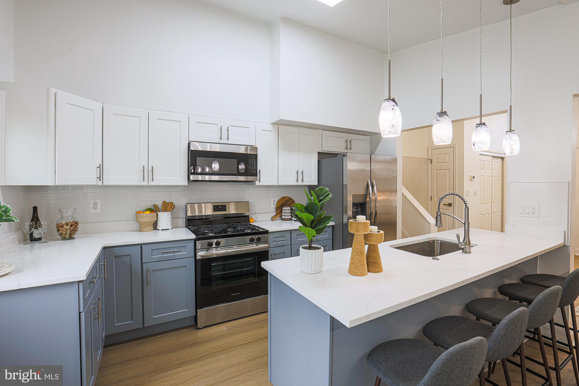 SCOTTS HILL - Residential