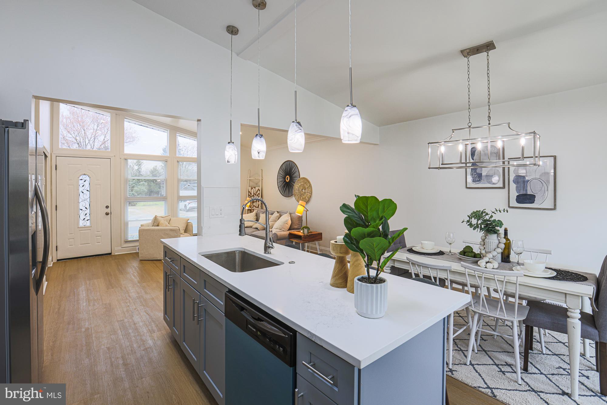 SCOTTS HILL - Residential