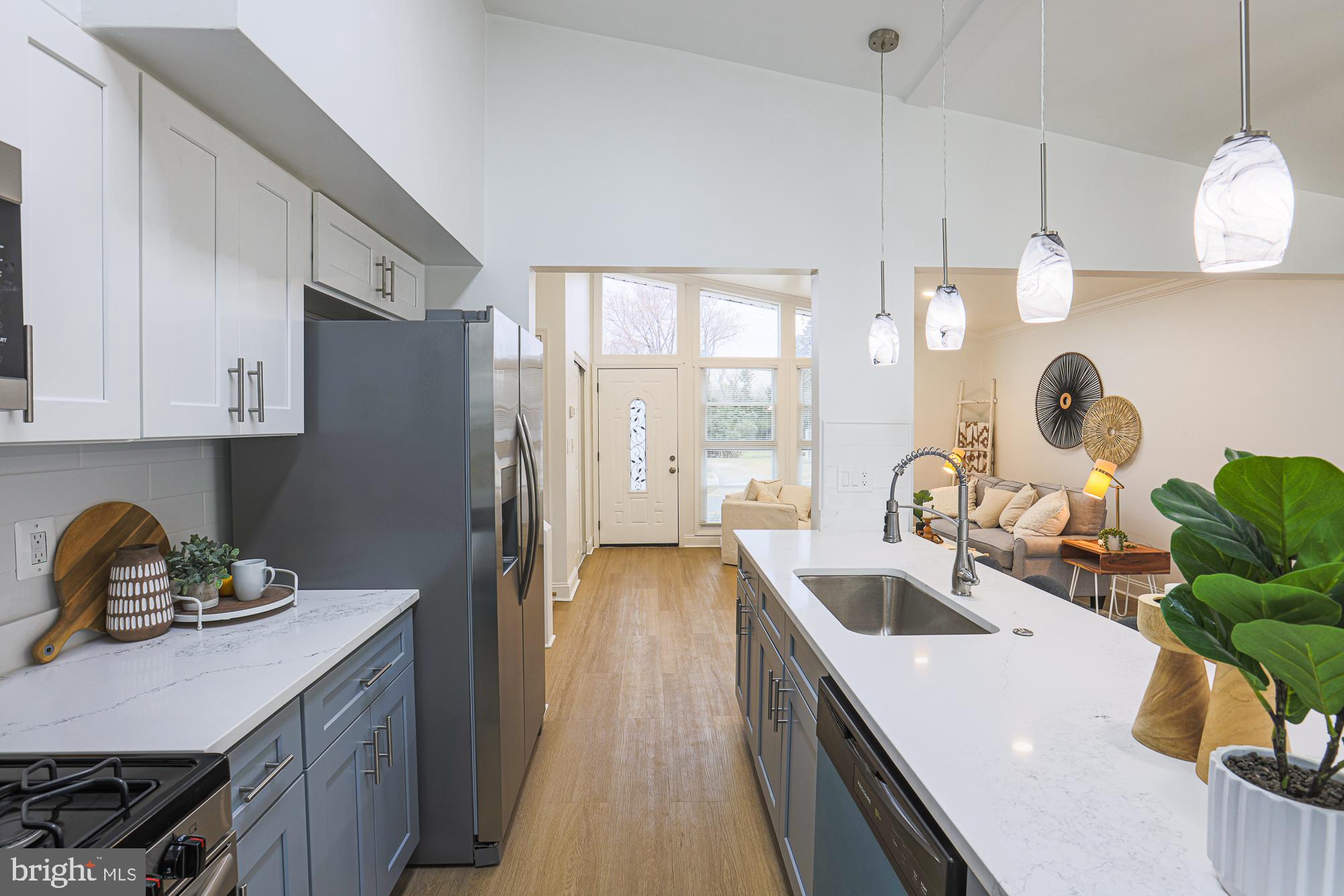 SCOTTS HILL - Residential