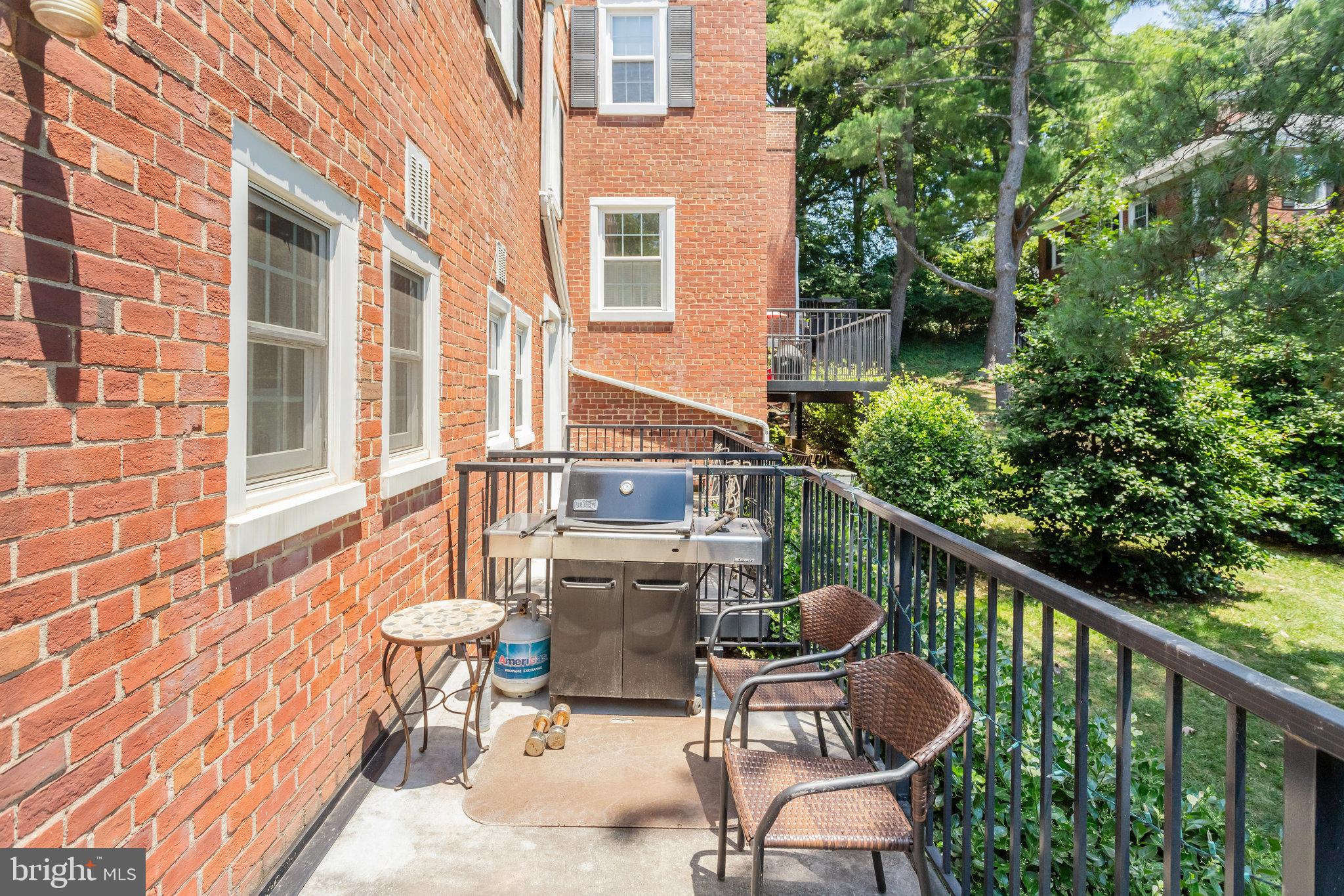 FAIRLINGTON VILLAGES - Residential Lease