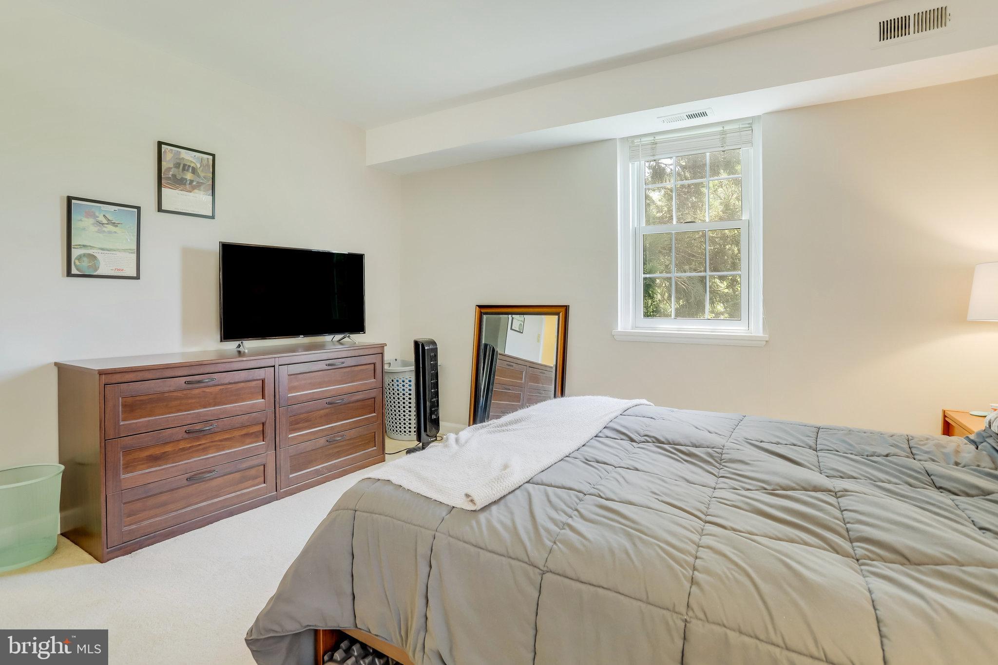 FAIRLINGTON VILLAGES - Residential Lease