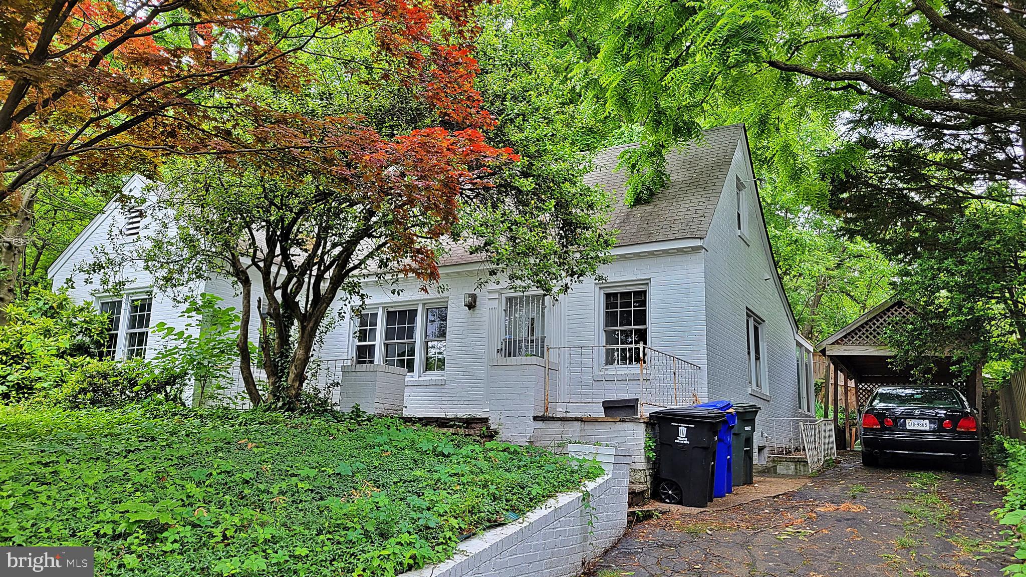 ARLINGTON RIDGE - Residential