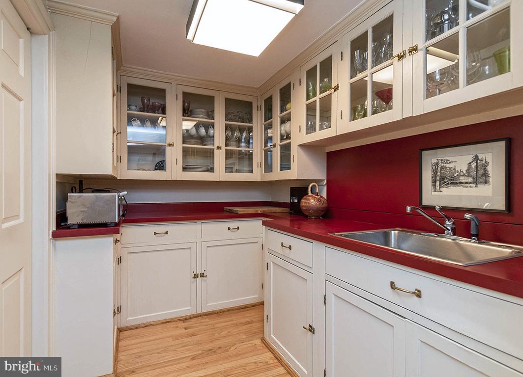 POPLAR HILL - Residential