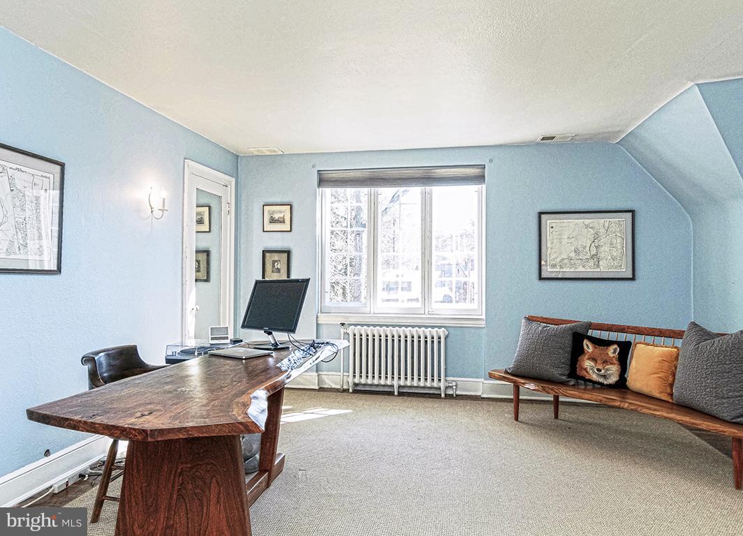 POPLAR HILL - Residential