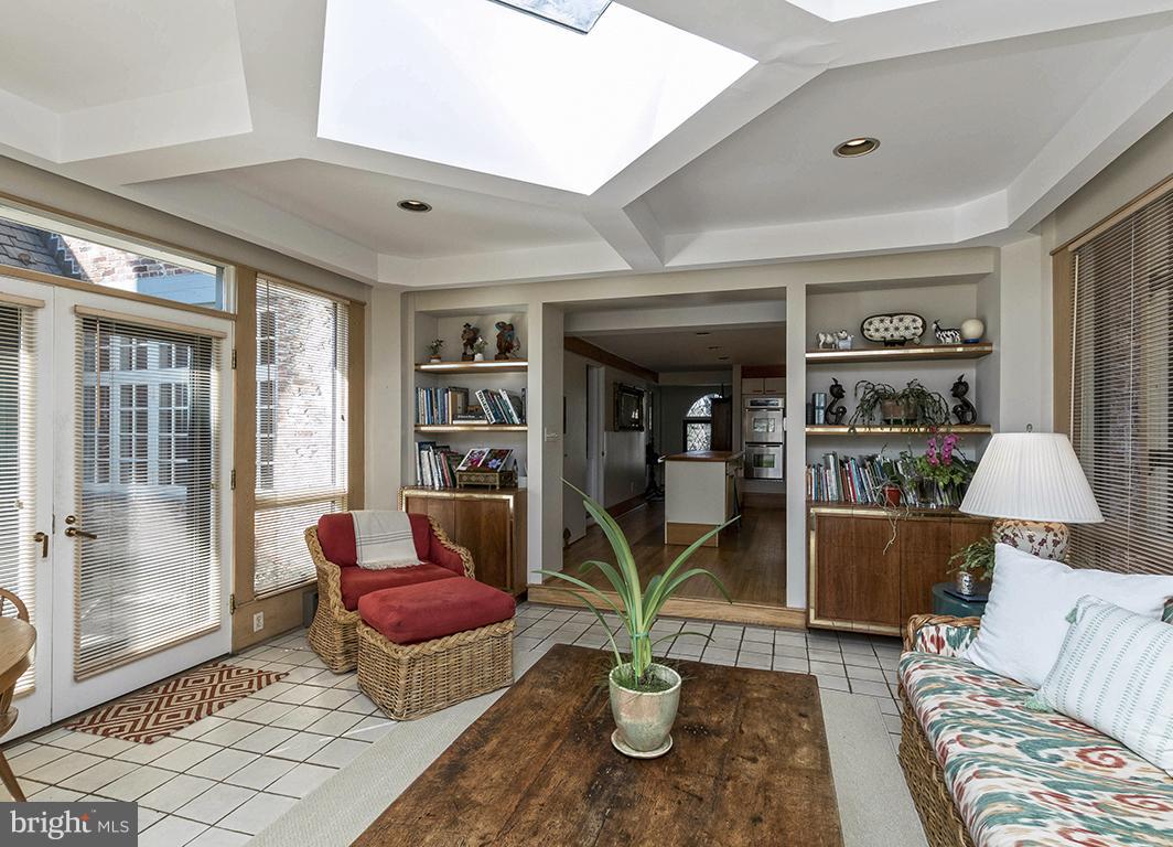 POPLAR HILL - Residential