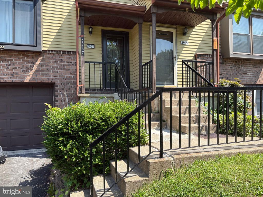Photo of 3967 Gloucester Court, BENSALEM, PA 19020 (MLS # PABU2099038)