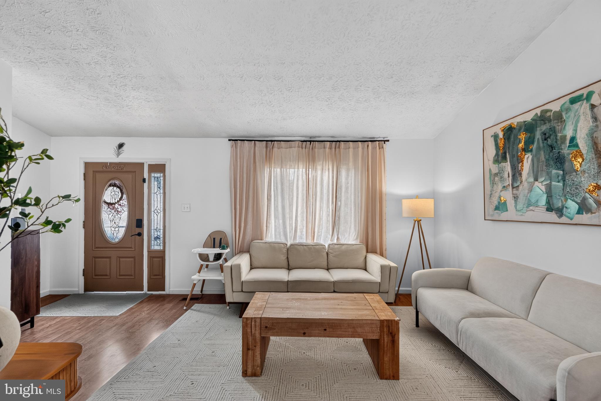 910 COBURN COURT