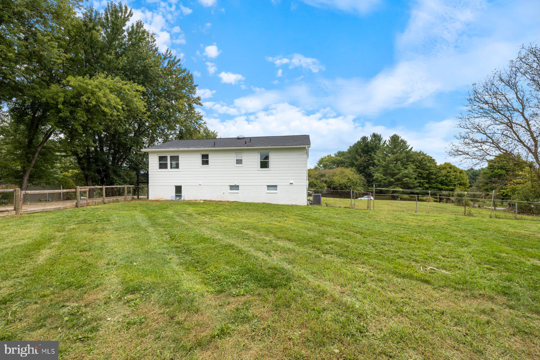 MIDDLETOWN - Residential