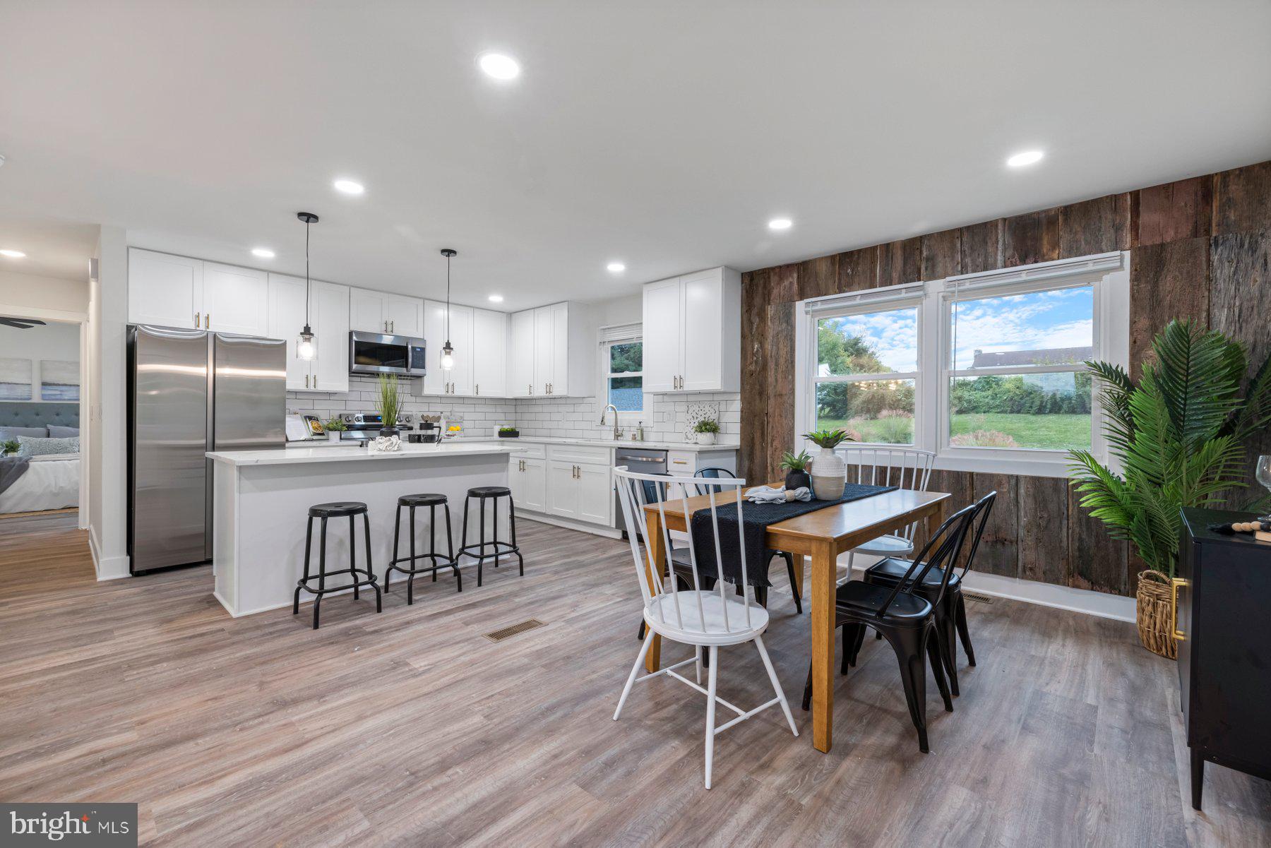 MIDDLETOWN - Residential