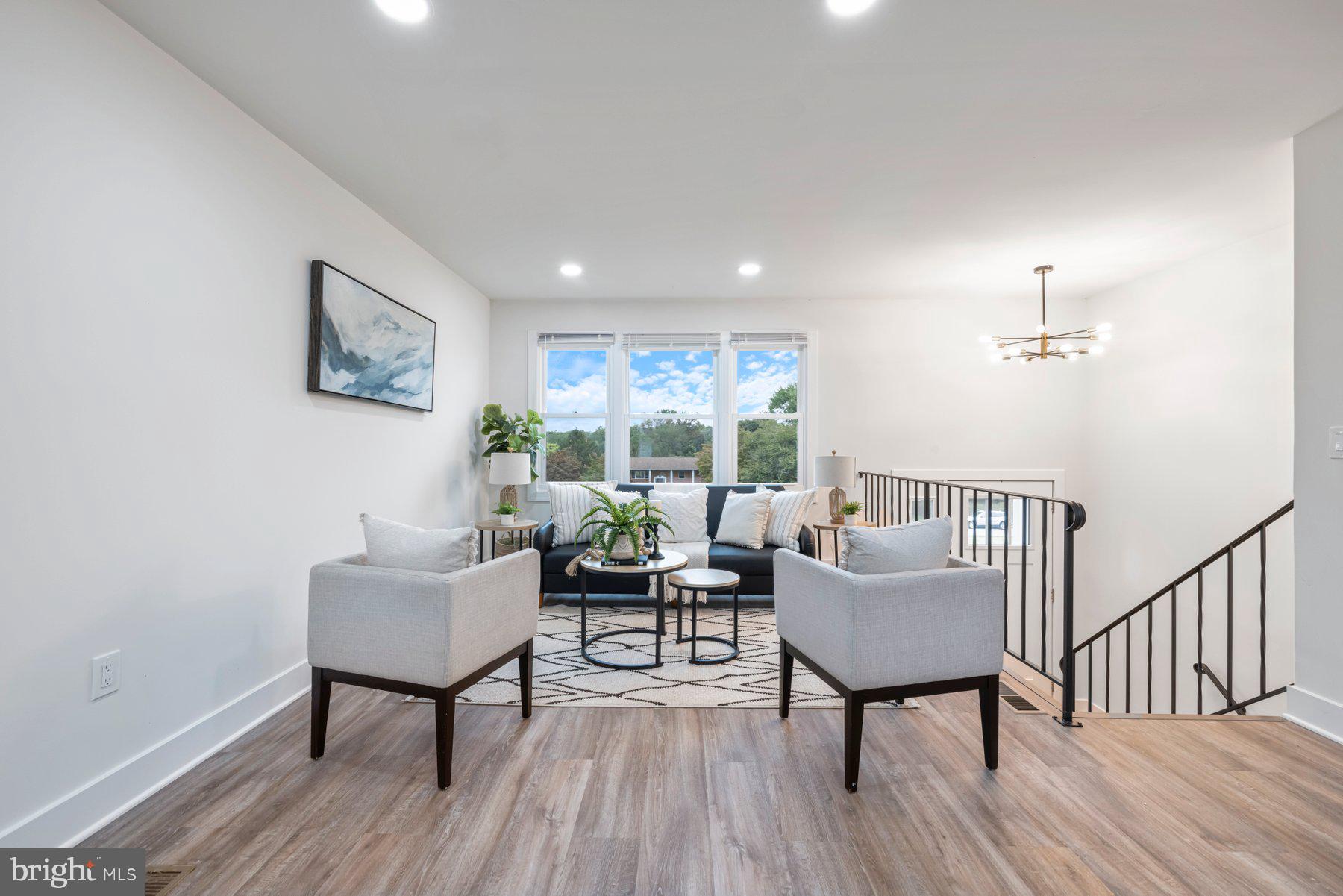 MIDDLETOWN - Residential