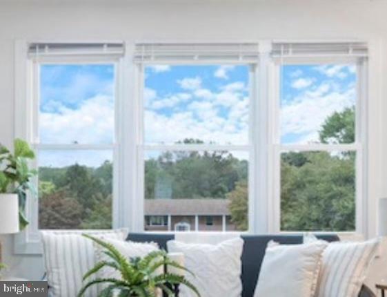 MIDDLETOWN - Residential