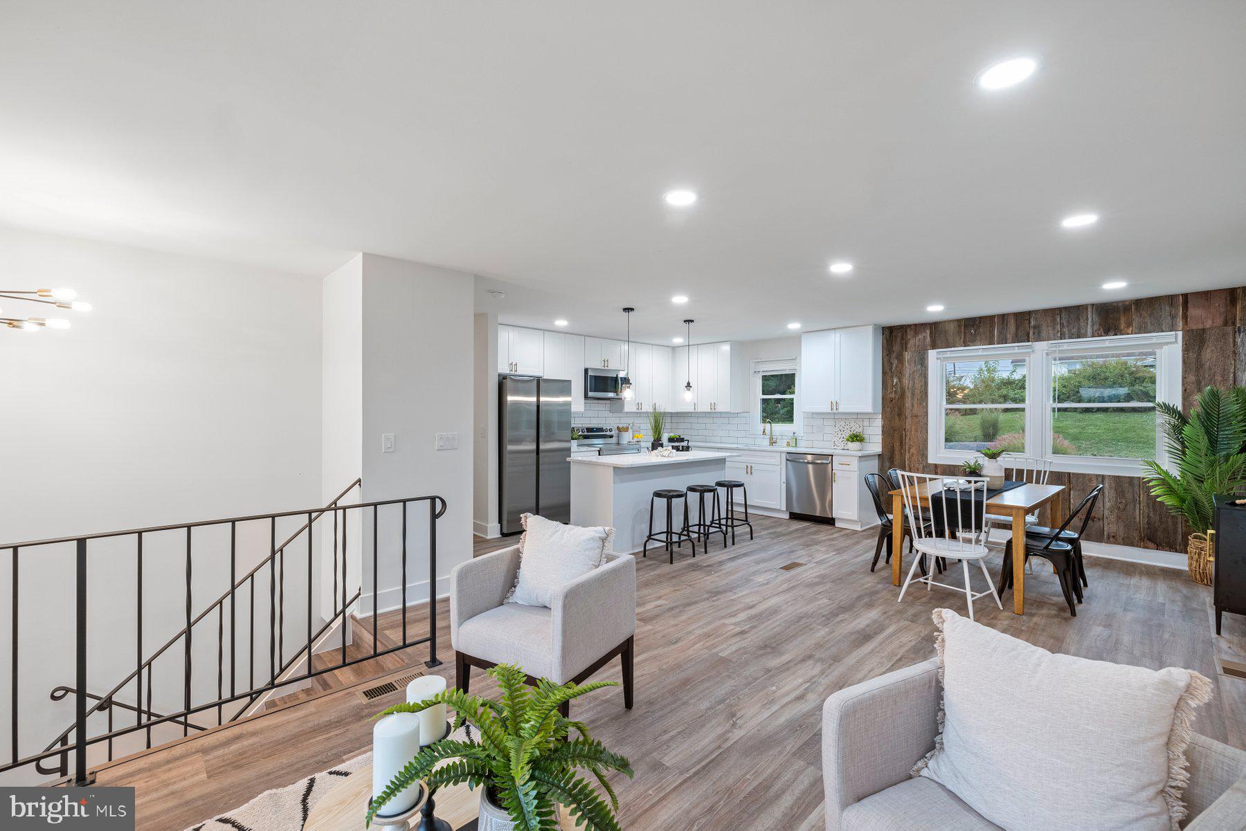 MIDDLETOWN - Residential