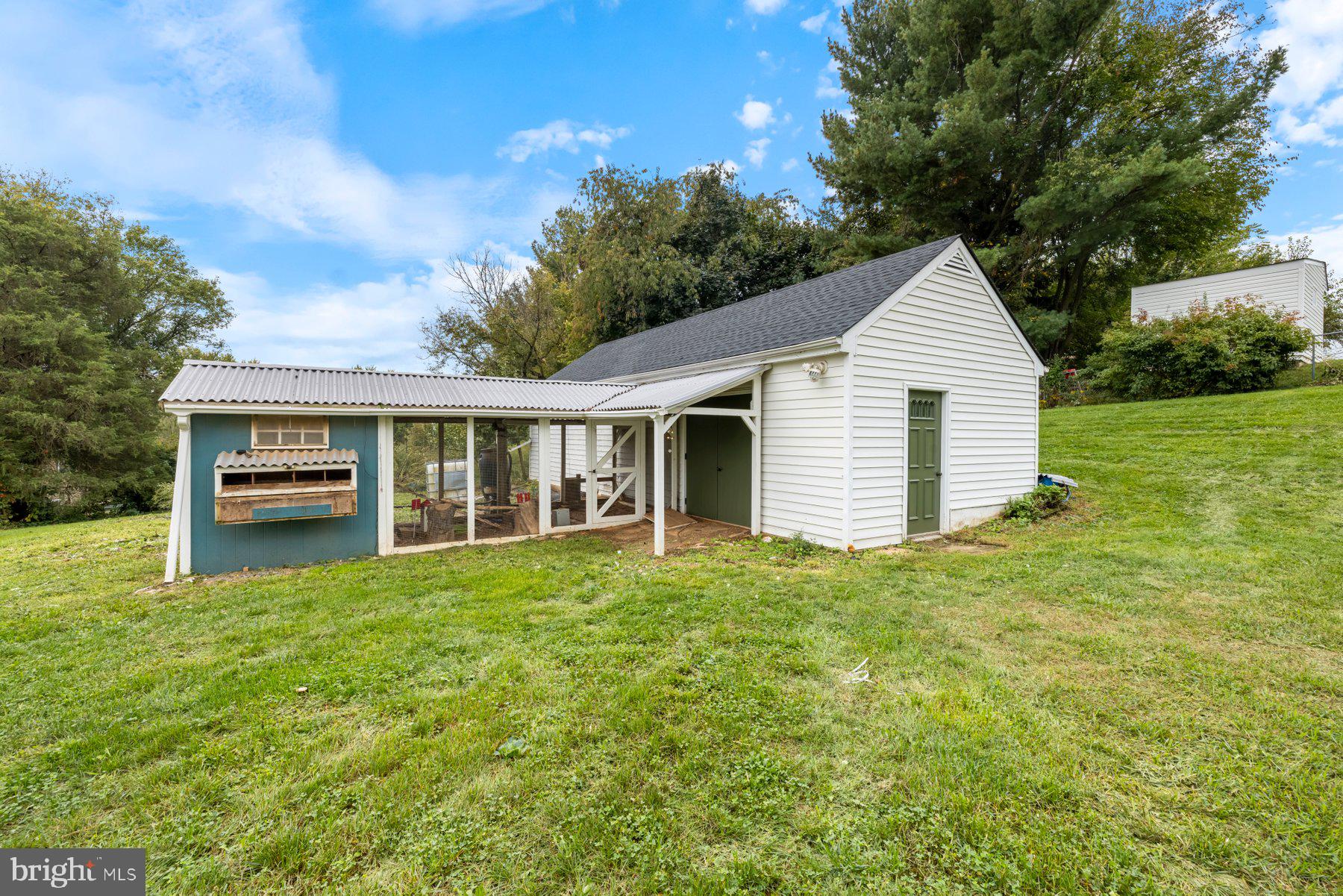 MIDDLETOWN - Residential