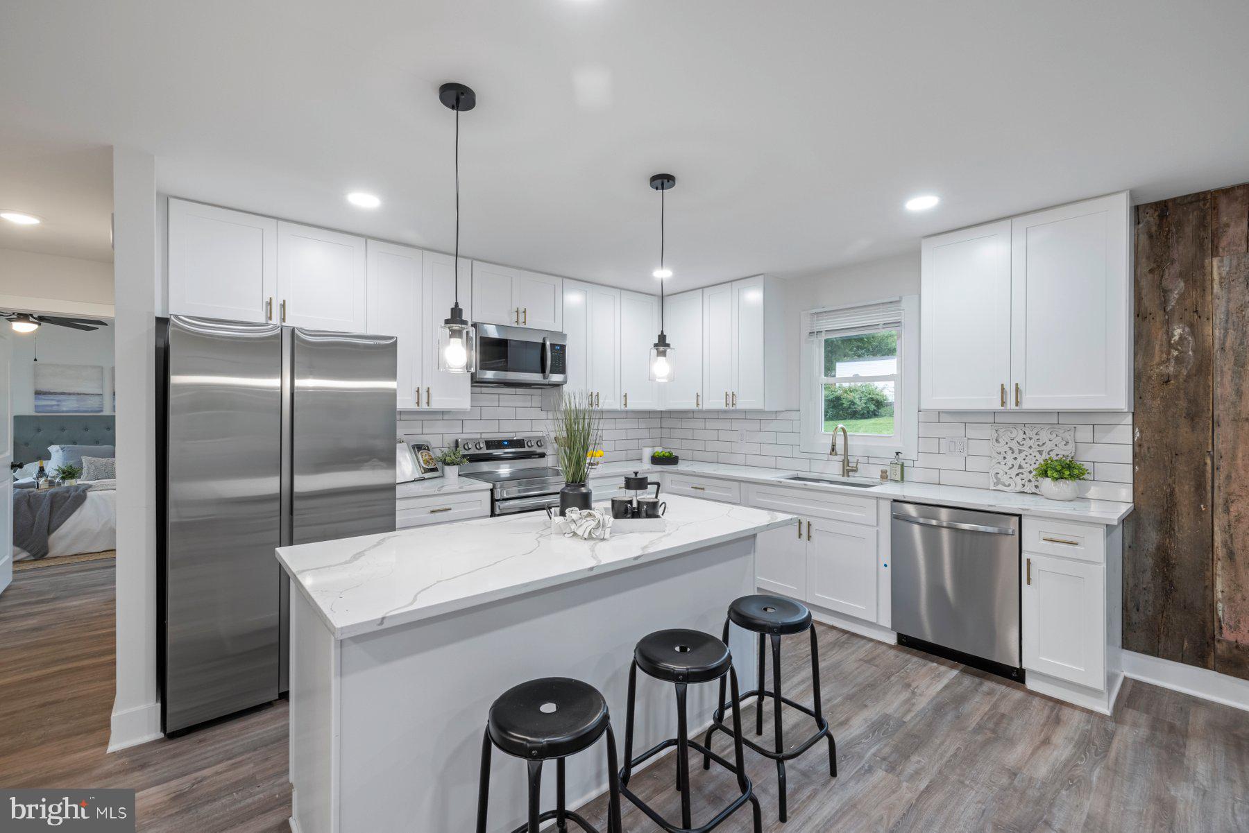 MIDDLETOWN - Residential