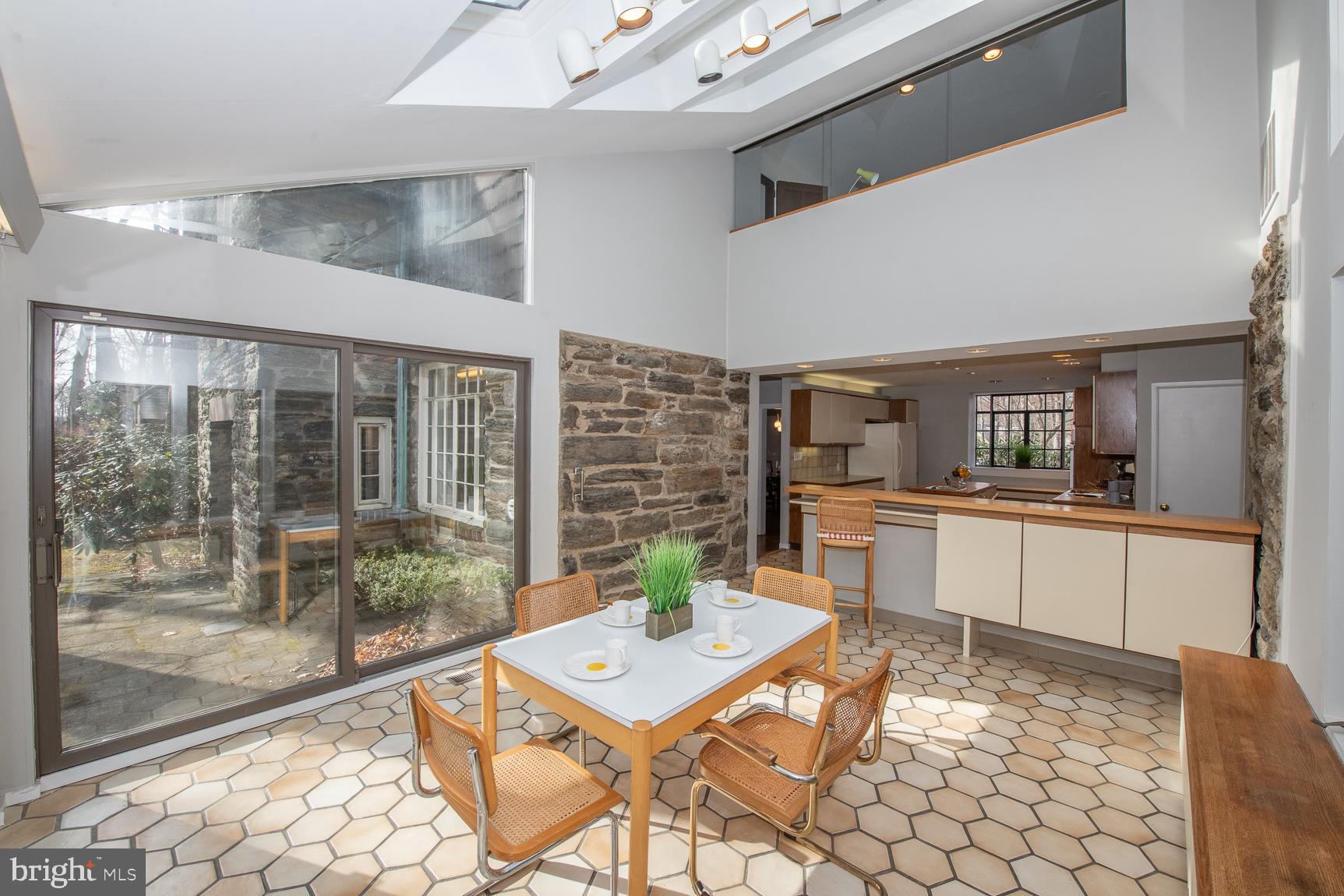 ELKINS PARK - Residential