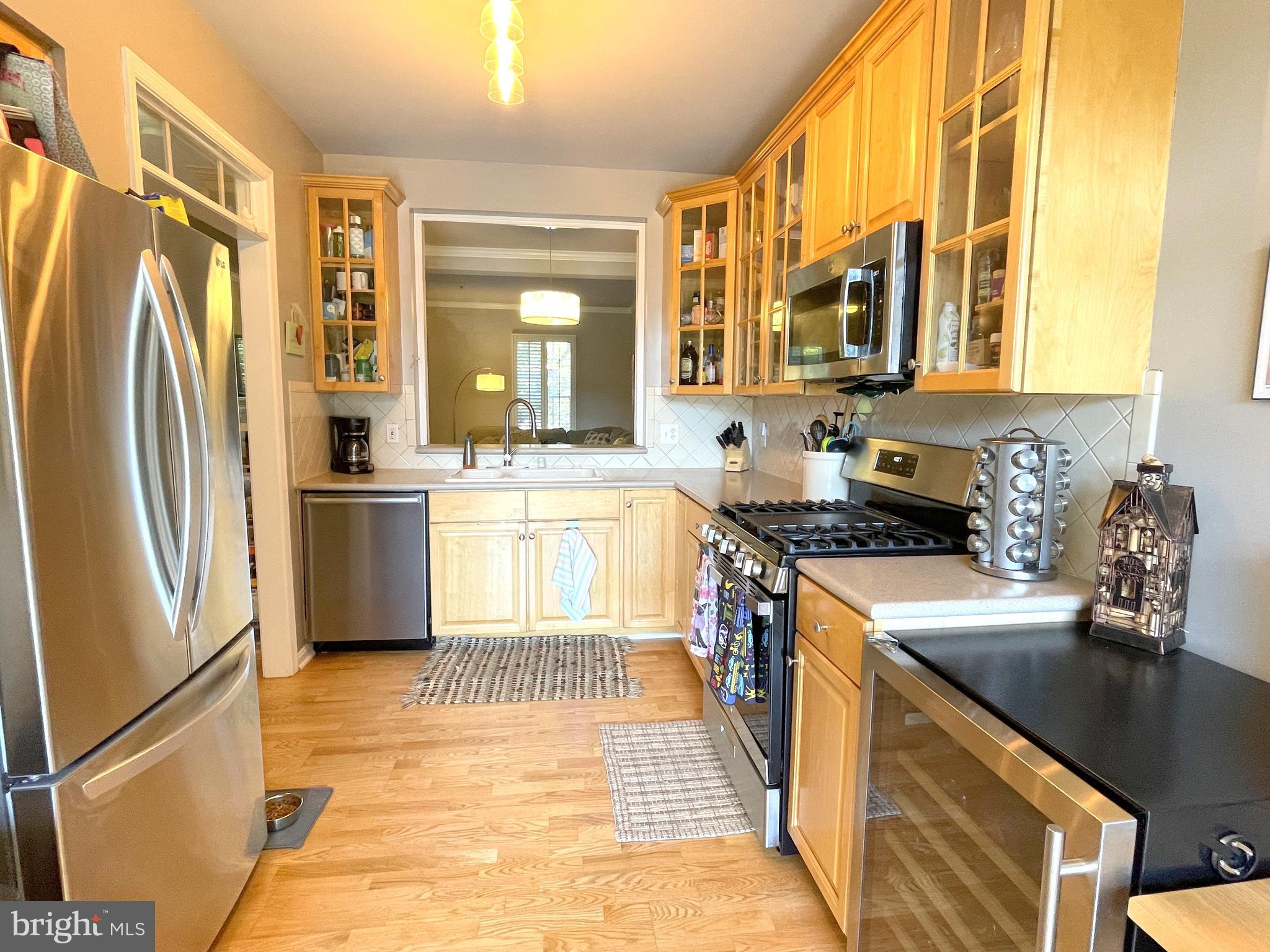 OLD TOWN GREENS - Residential Lease