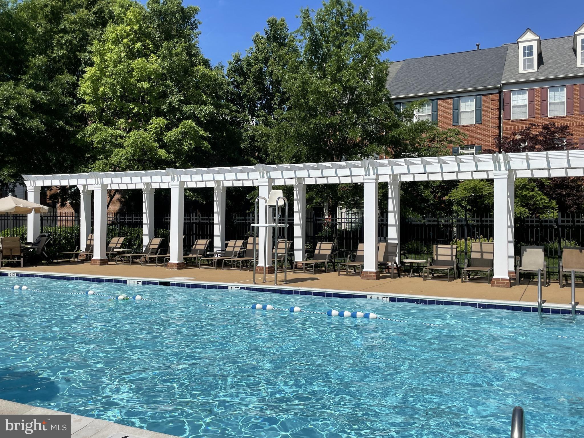 OLD TOWN GREENS - Residential Lease