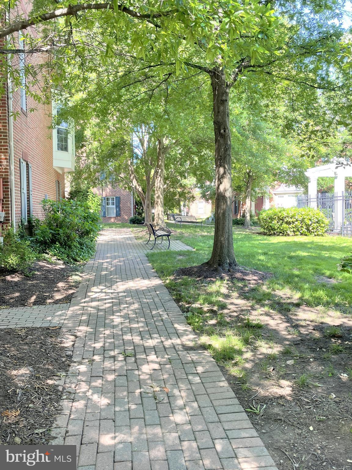 OLD TOWN GREENS - Residential Lease