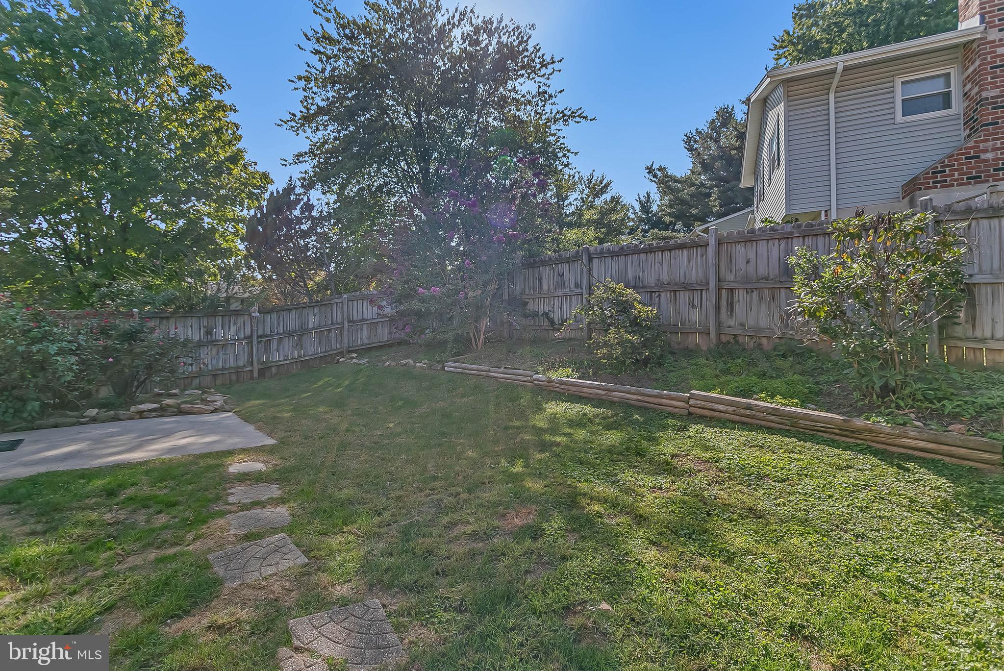 BURGUNDY ESTATES - Residential