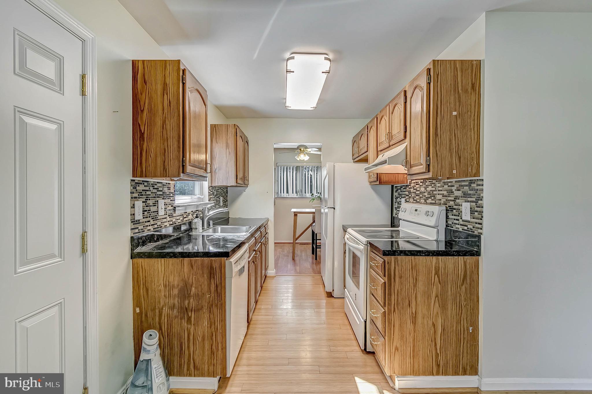 BURGUNDY ESTATES - Residential