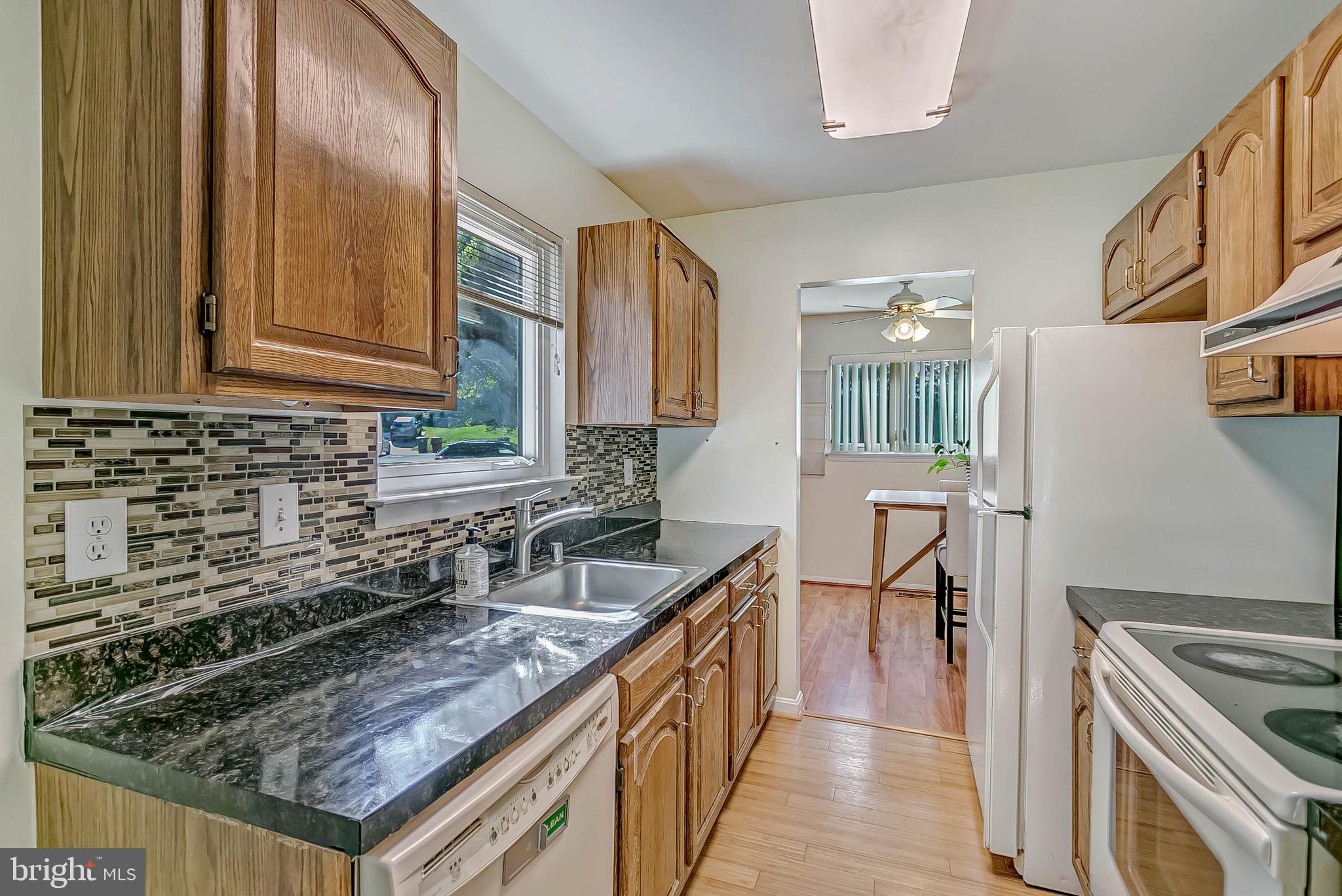 BURGUNDY ESTATES - Residential