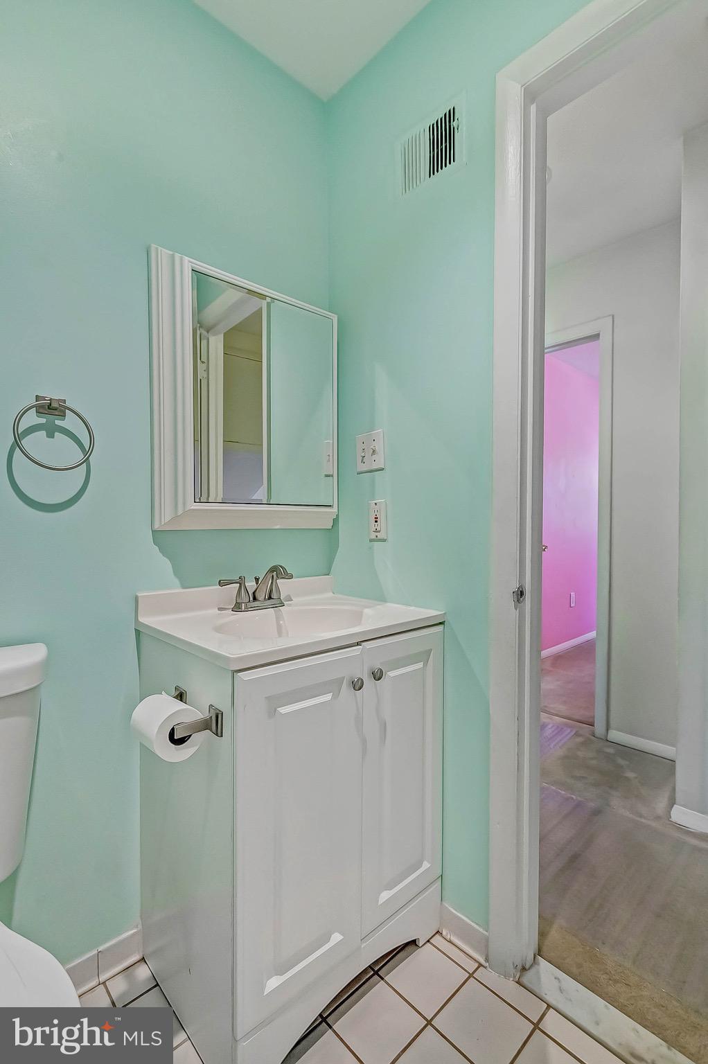 BURGUNDY ESTATES - Residential