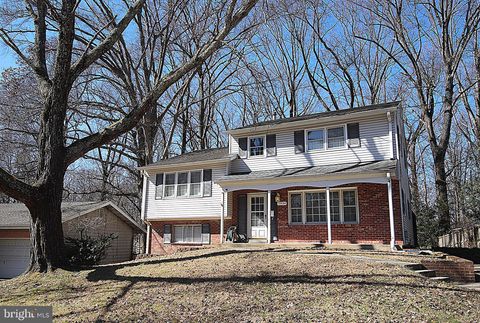 Photo of 13404 Dowlais Drive, ROCKVILLE, MD 20853 (MLS # MDMC2220720)