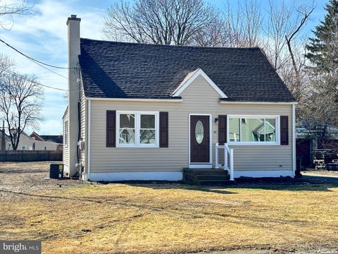 Homes For Sale - 60 Roberts Avenue<br/> CLAYTON, NJ 08312