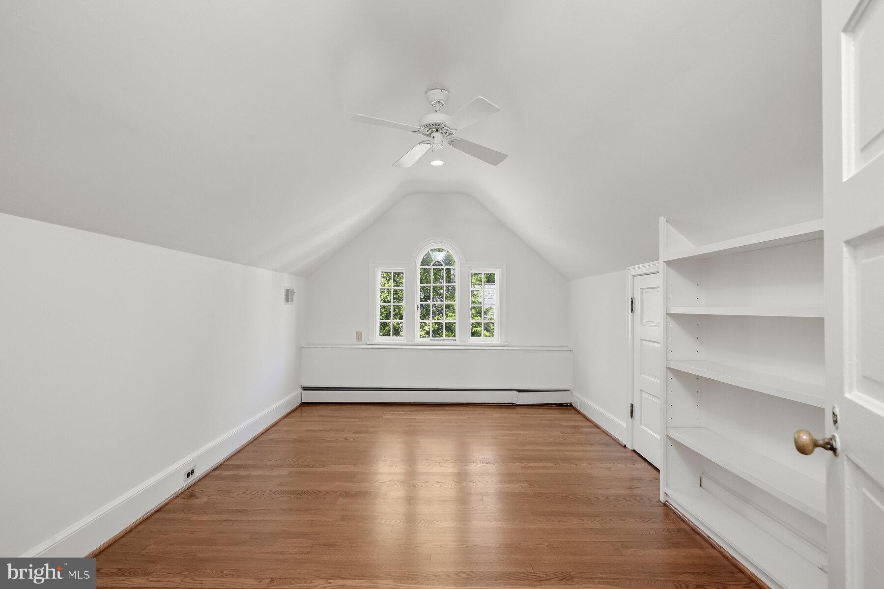 WESLEY HEIGHTS - Residential