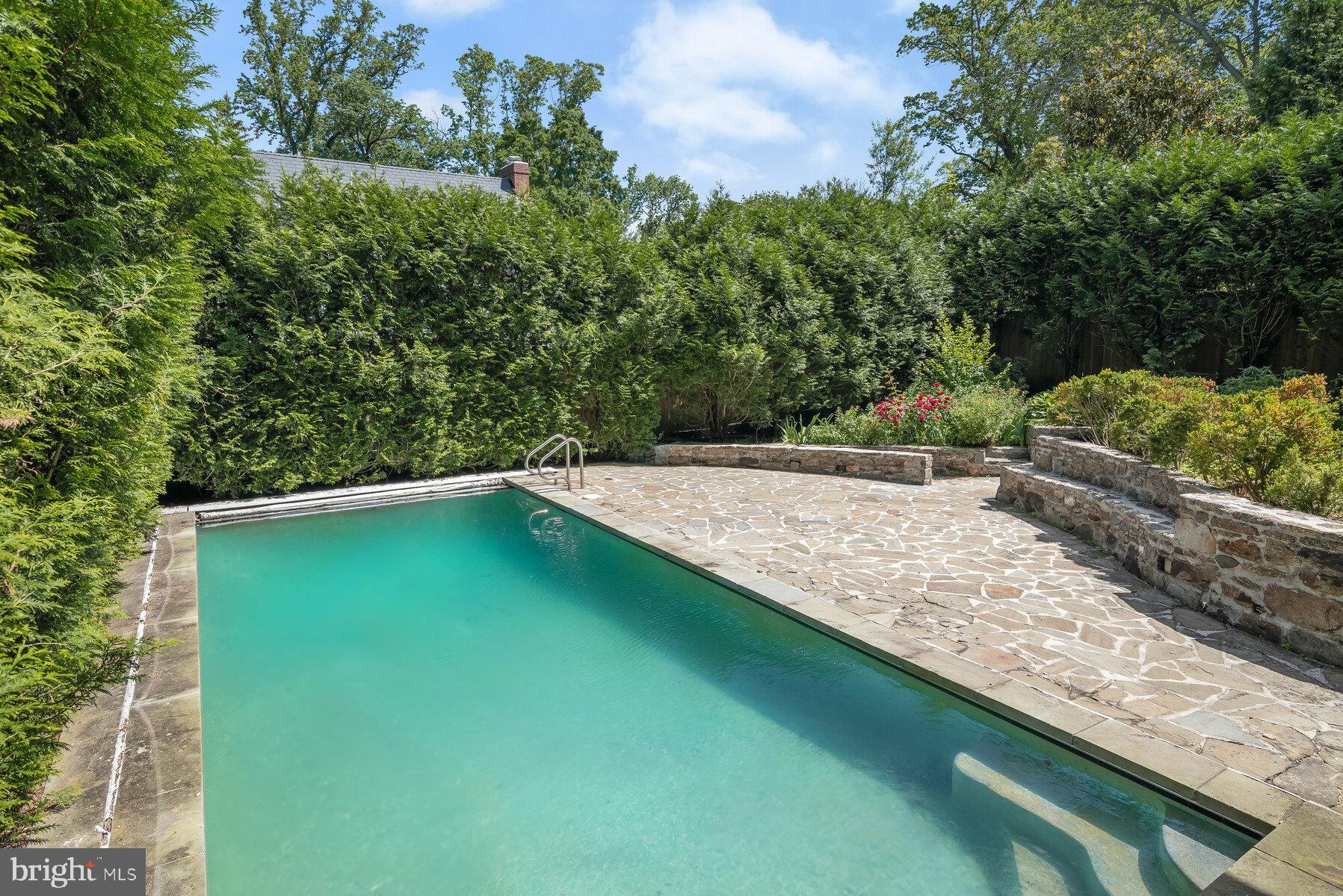WESLEY HEIGHTS - Residential
