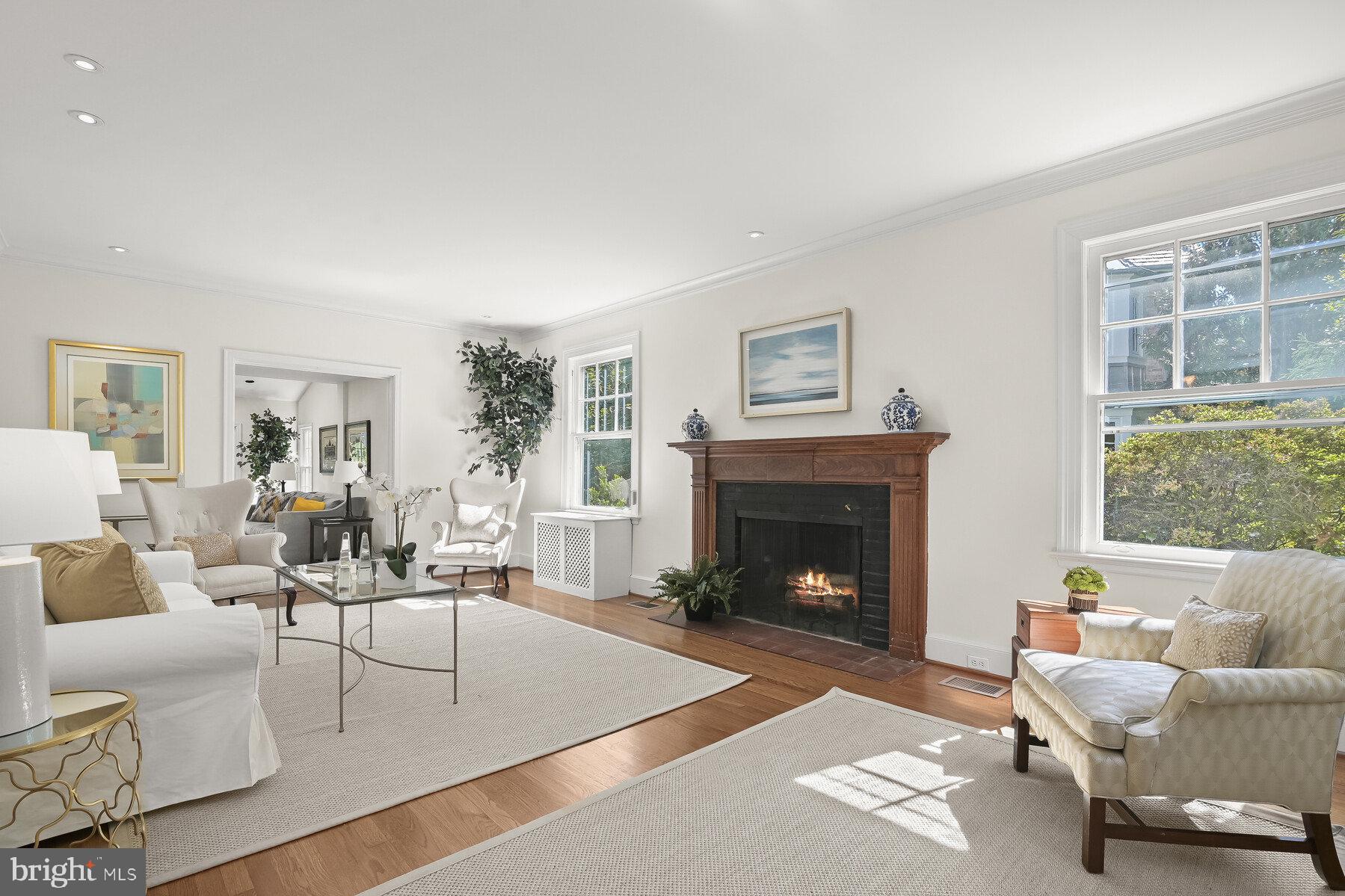 WESLEY HEIGHTS - Residential