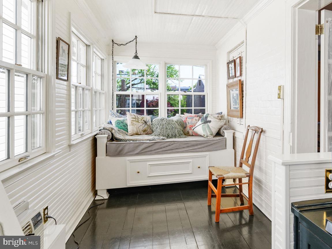 HISTORIC OLD TOWN - Residential