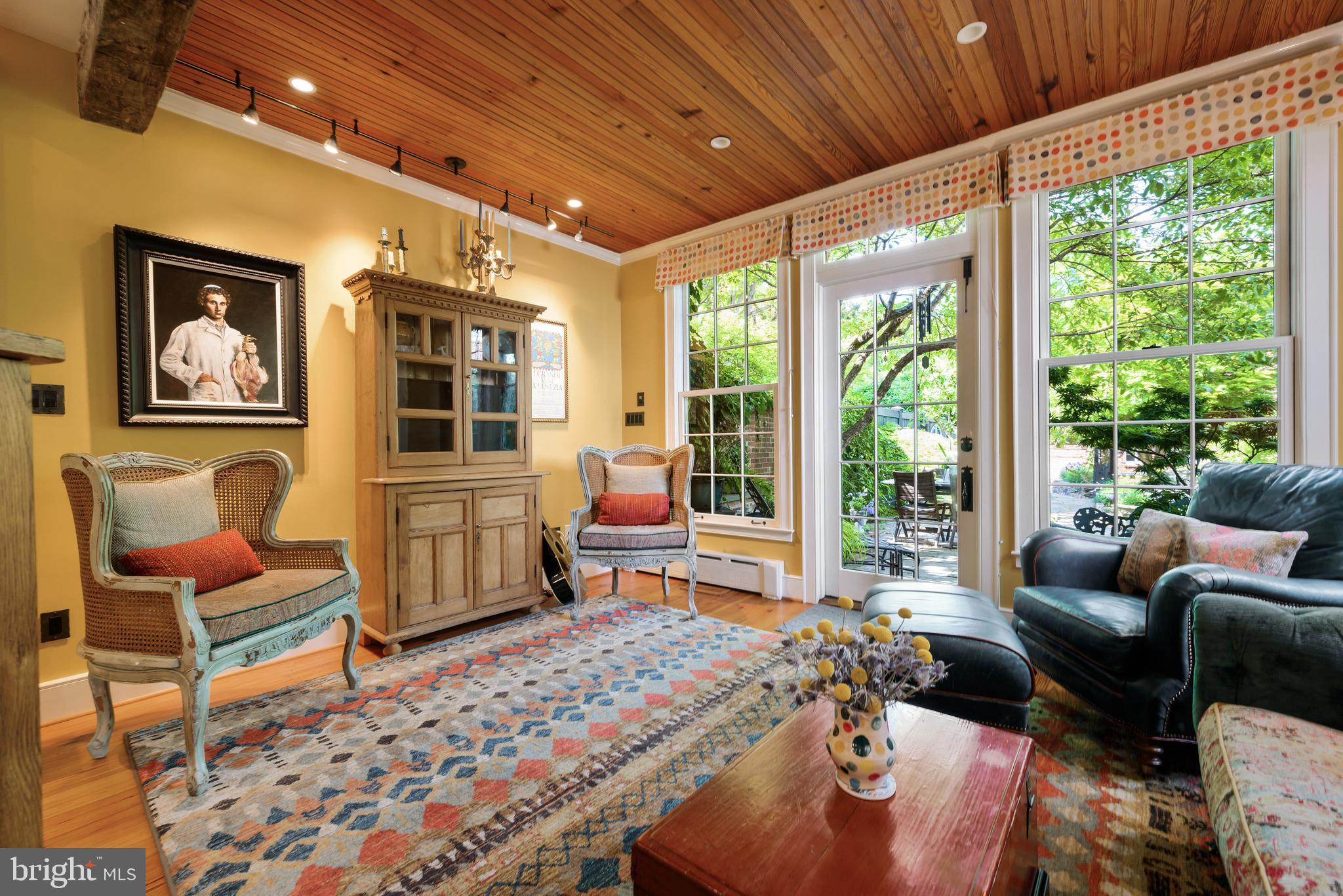 HISTORIC OLD TOWN - Residential