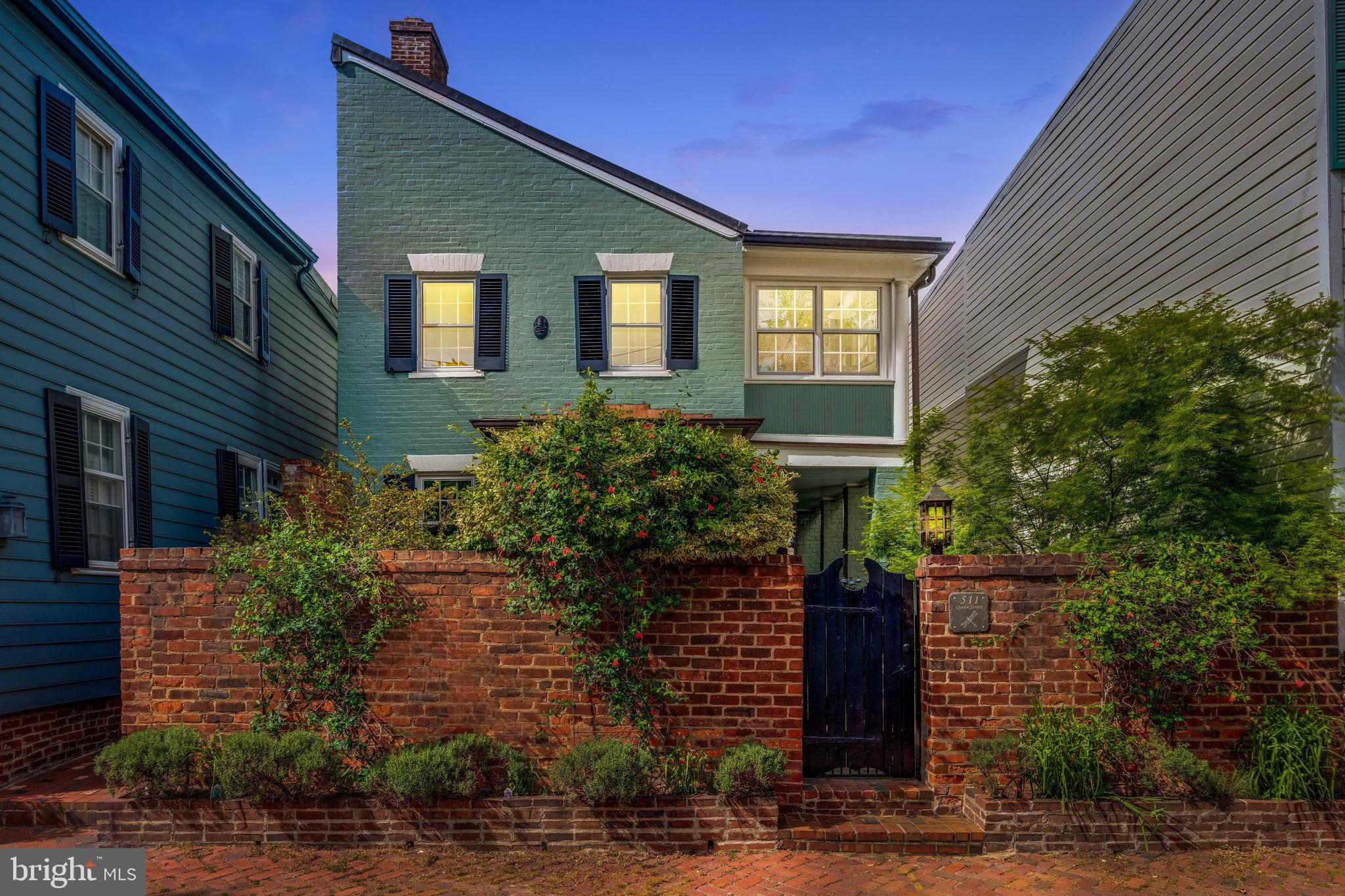 HISTORIC OLD TOWN - Residential