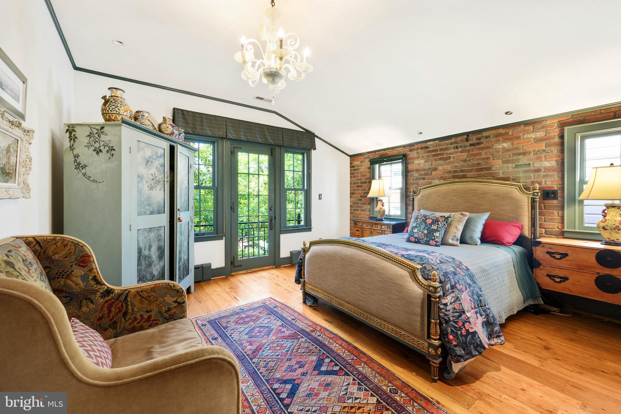 HISTORIC OLD TOWN - Residential