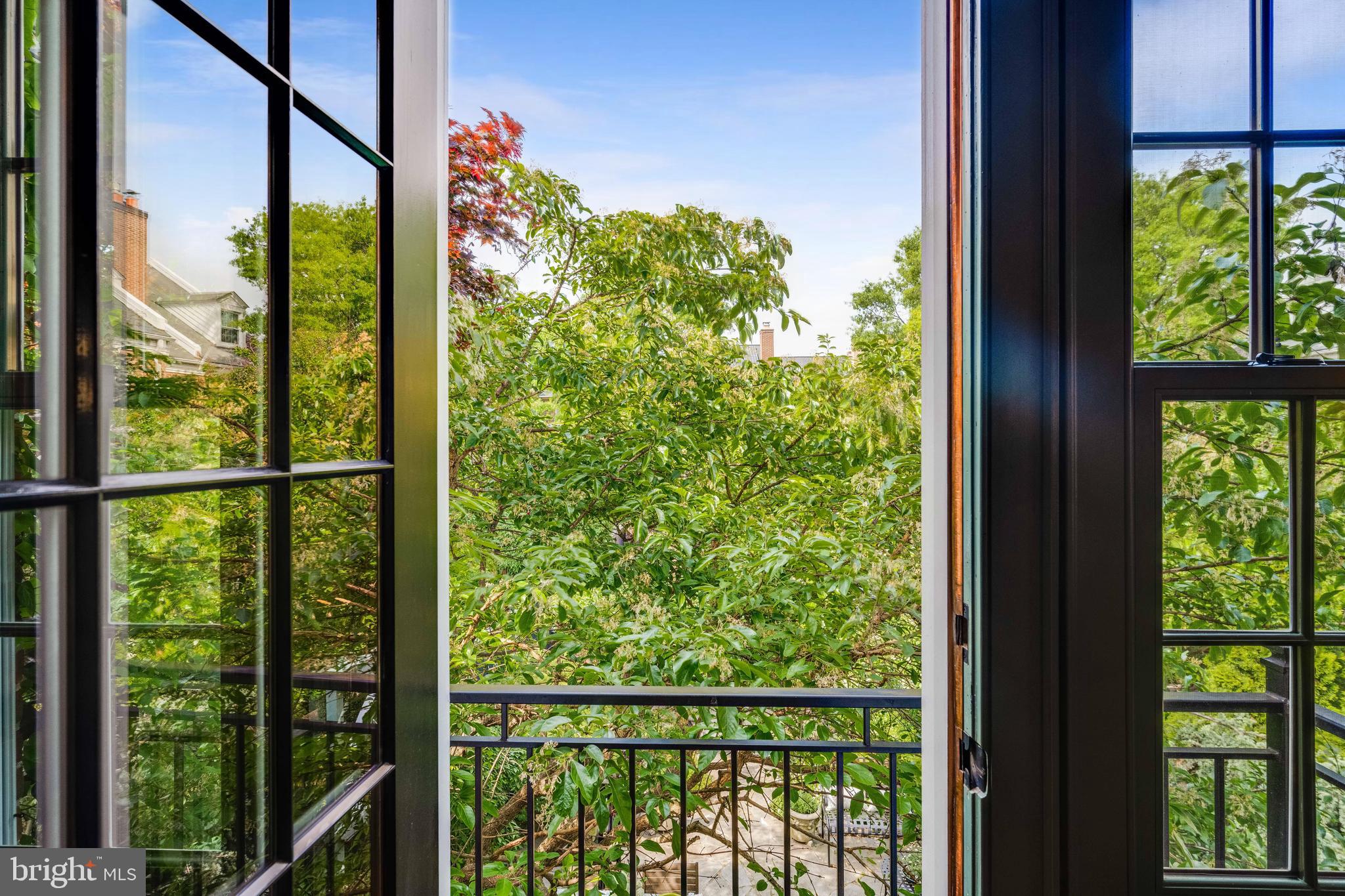 HISTORIC OLD TOWN - Residential