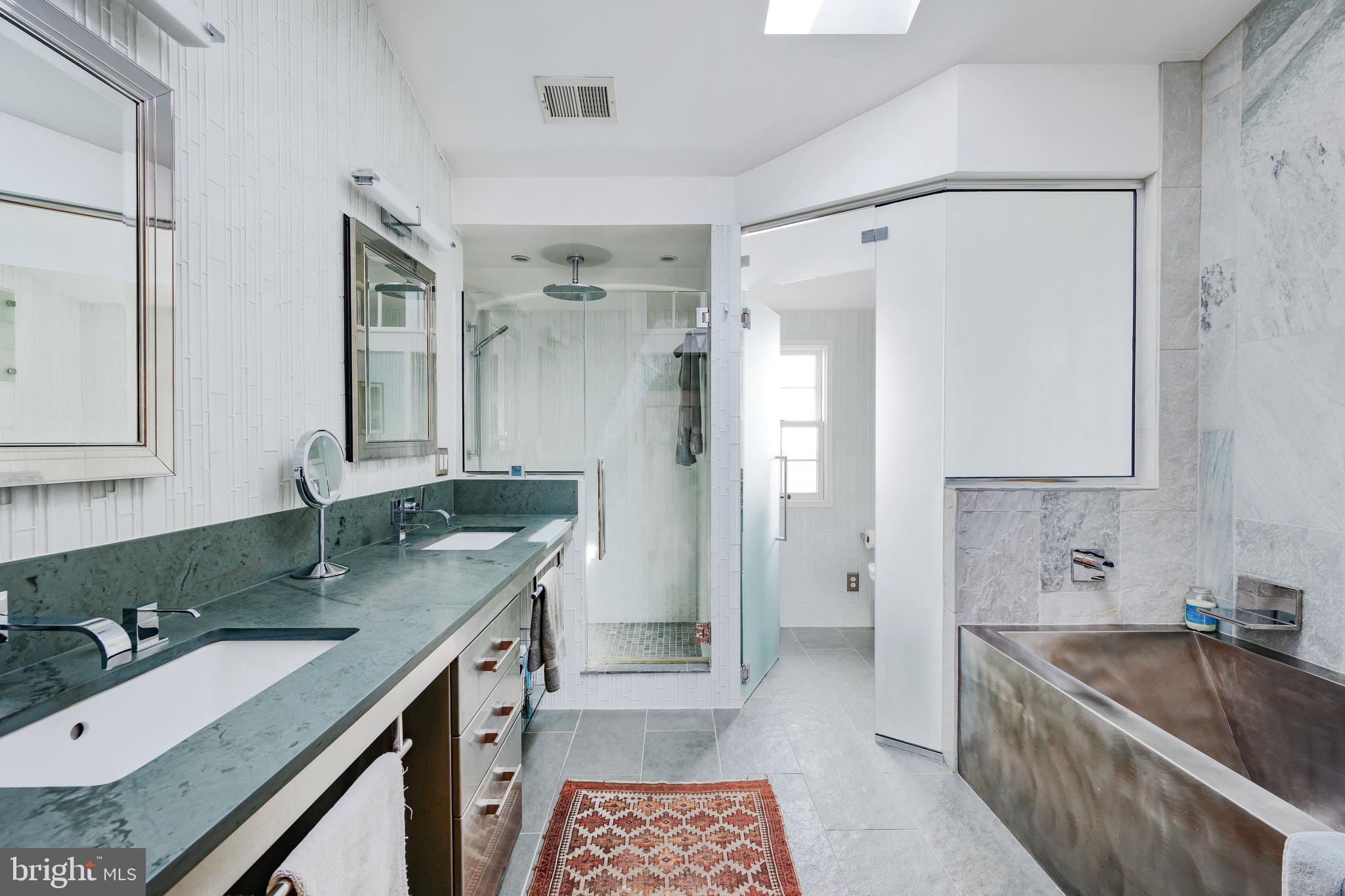 HISTORIC OLD TOWN - Residential