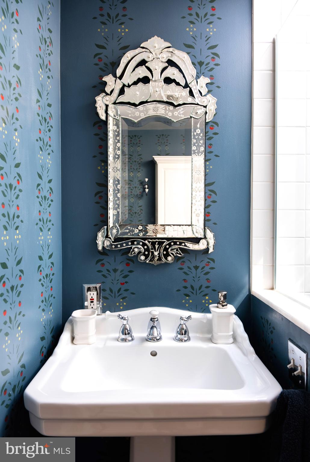 HISTORIC OLD TOWN - Residential