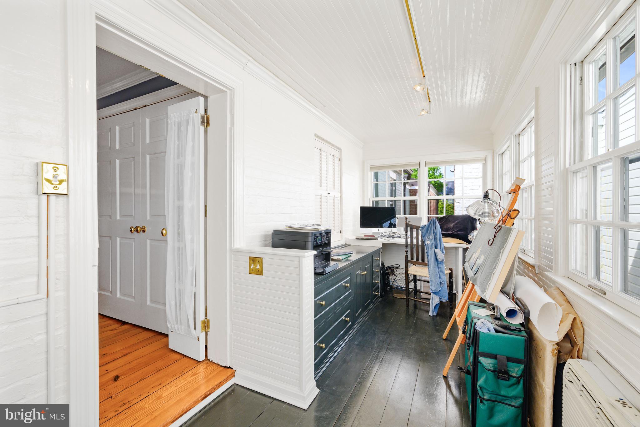 HISTORIC OLD TOWN - Residential