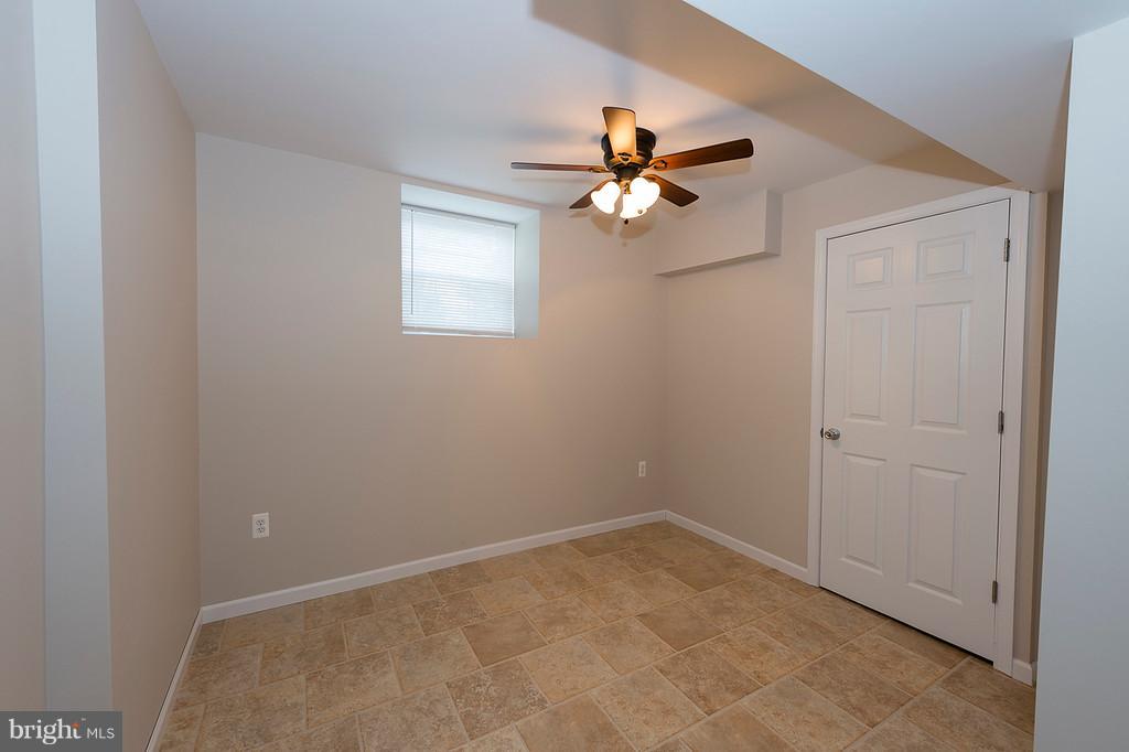 ELIZABETHS LANDING - Residential