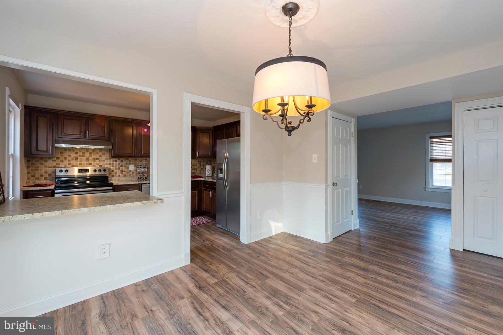 ELIZABETHS LANDING - Residential