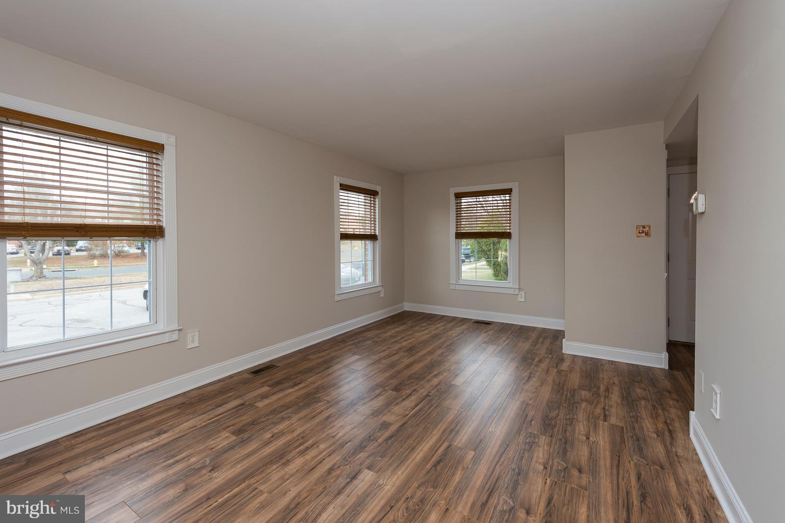 ELIZABETHS LANDING - Residential