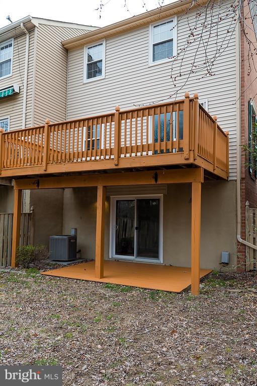 ELIZABETHS LANDING - Residential