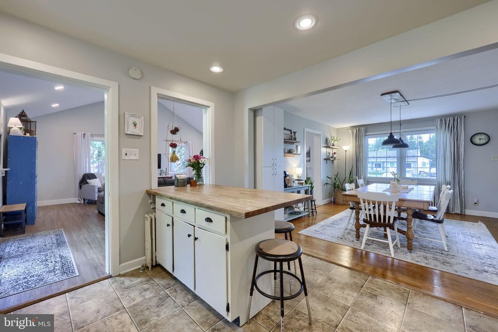 Photo of 2033 Manor Ridge Drive, LANCASTER, PA 17603 (MLS # PALA2087664)
