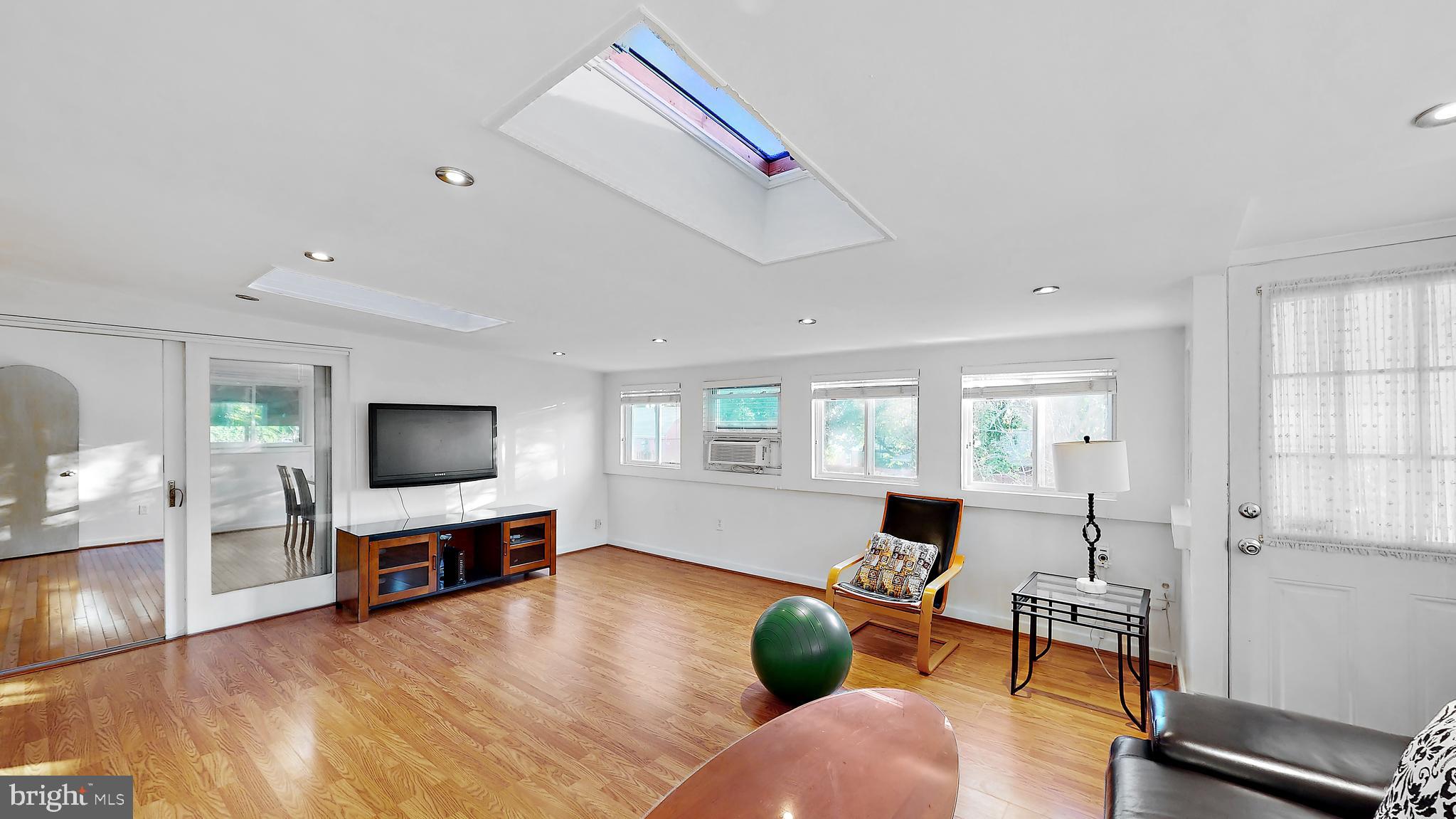 CONNECTICUT AVENUE ESTATES - Residential