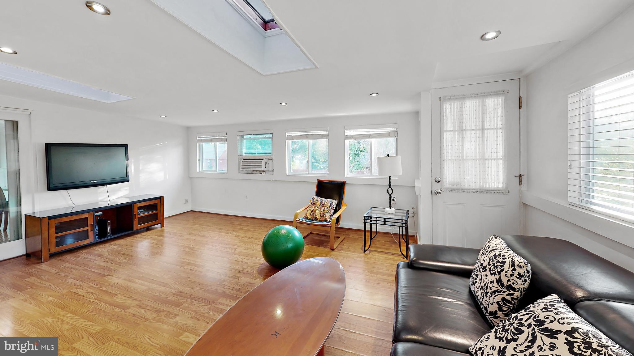 CONNECTICUT AVENUE ESTATES - Residential