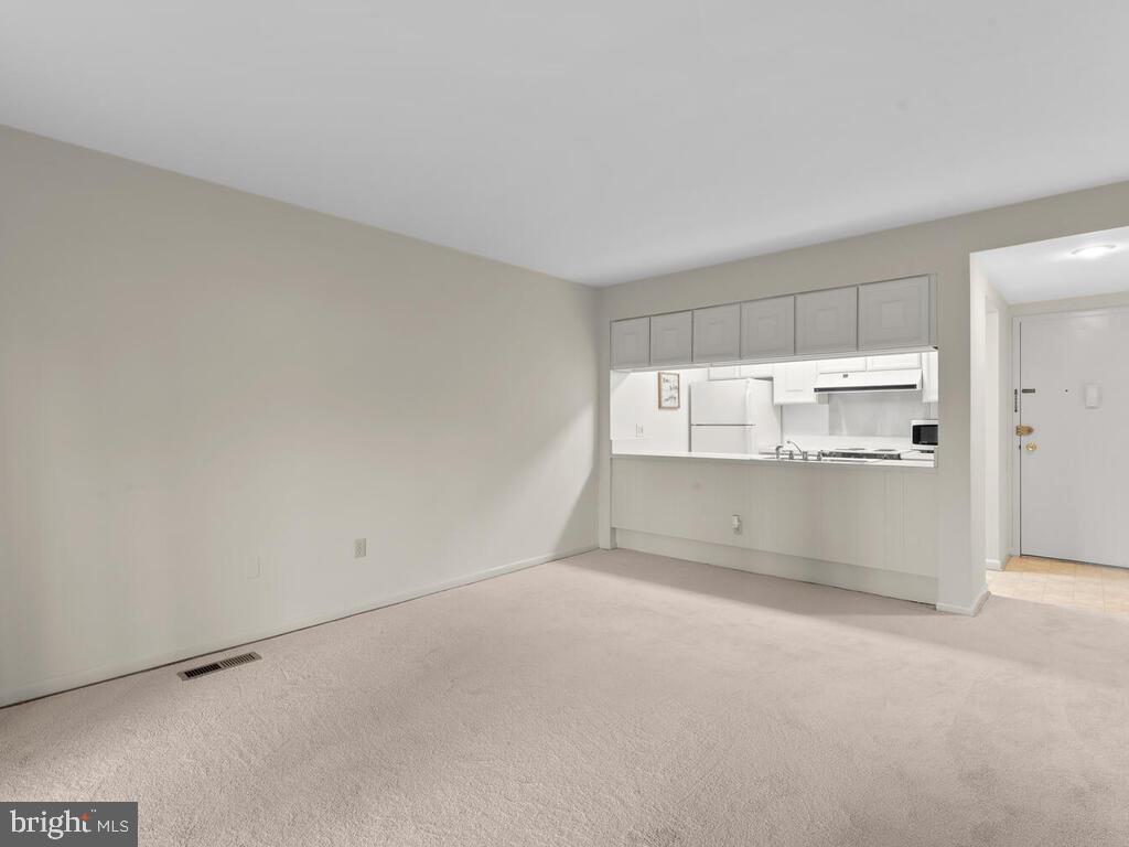 MONTGOMERY MUTUAL COOP - Residential