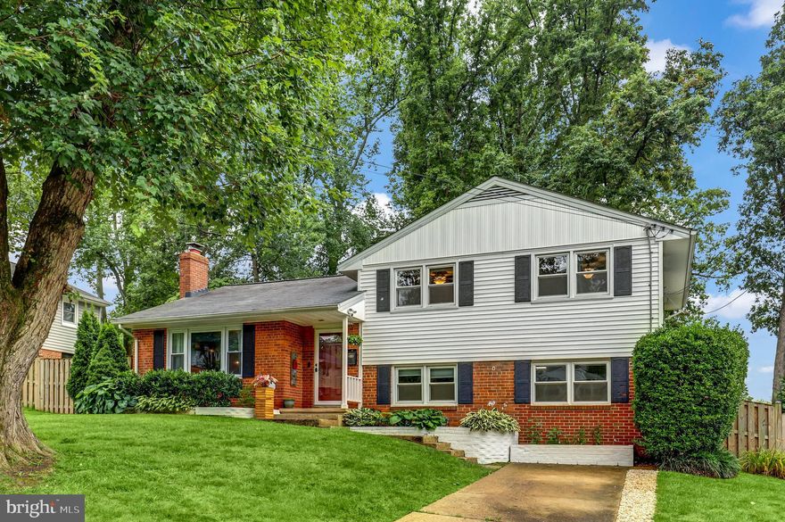 Welcome to your new home! This cozy and charming property is move-in ready, offering a comfortable and inviting living space. Recently updated, the main floor features new flooring that adds a fresh and modern touch. The kitchen has been beautifully upgraded with a new quartz countertop and an accented color island, creating a stylish and functional space for meal preparation. Fresh paint throughout the home provides a clean and contemporary feel. Situated on a huge 1/3 acre lot, this property offers ample outdoor space for you to enjoy. With everything you need, this home checks off all the boxes and more.
This split-level home boasts a stunning gourmet kitchen that opens up to the living and dining rooms, creating a seamless flow for entertaining and socializing. Sliding doors lead out to a spacious sunroom, which is equipped with heating and air conditioning for year-round comfort. This sunroom is a fantastic space for relaxation and enjoyment. The massive fenced backyard offers a wonderland of possibilities for entertaining and outdoor activities. With a patio right off the gorgeous vaulted ceiling sunroom, you have the perfect spot to host gatherings and create lasting memories. The upper level of the home features three bedrooms and one bathroom, offering comfortable and private spaces for rest and relaxation. The lower level is currently used as a primary bedroom with an additional bathroom, but it can also serve as a versatile rec room or accommodate both uses depending on your needs. The spacious yard provides plenty of room for your furry friends to roam, and you even have the space to practice archery if you desire. Conveniently located just a six-minute drive away, you'll find an array of shopping and dining options, including popular stores like Giant and Trader Joe's, as well as Dunkin' and more. With a seven-minute drive to the beltway, commuting to the Pentagon or Belvoir is a breeze. Multiple bus options also provide convenient transportation choices. This home is ready for you to move in and make it your own. With its inviting features, spacious yard, and convenient location, this property offers a delightful place to call home. Don't miss the opportunity to make this charming residence yours!